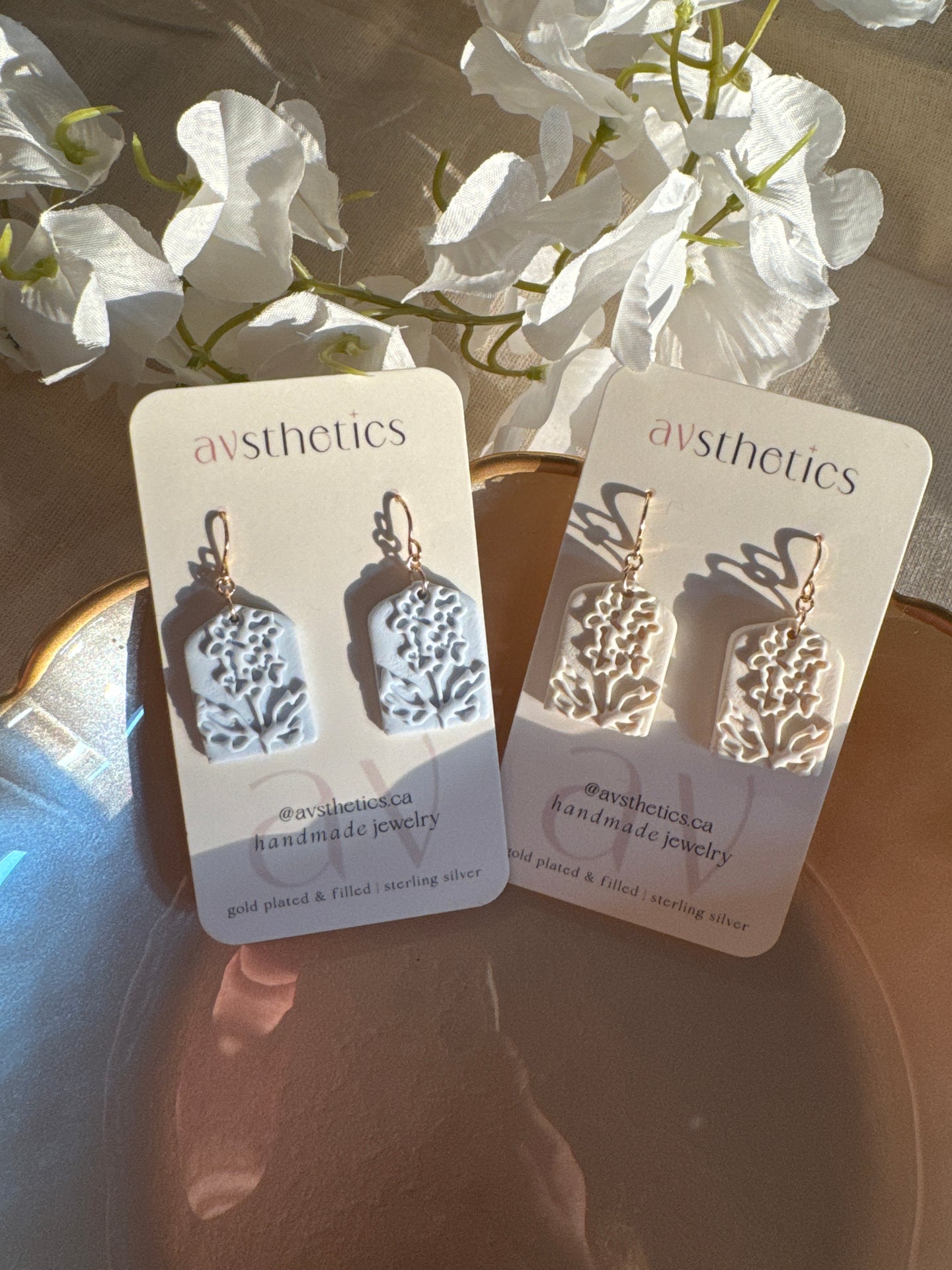 Textured Hydrangea Arch Dangles